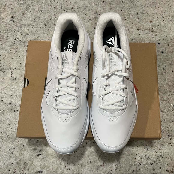 NEW, NEVER WORN, IN BOX. Men’s White Reebok, 8.5, WALK ULTRA 6 DMX MAX 2E - Picture 4 of 7